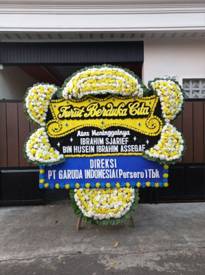 Papan Bunga Duka di Pengawu